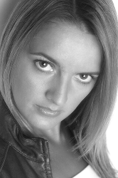 Marie-portrait-bw-thumb